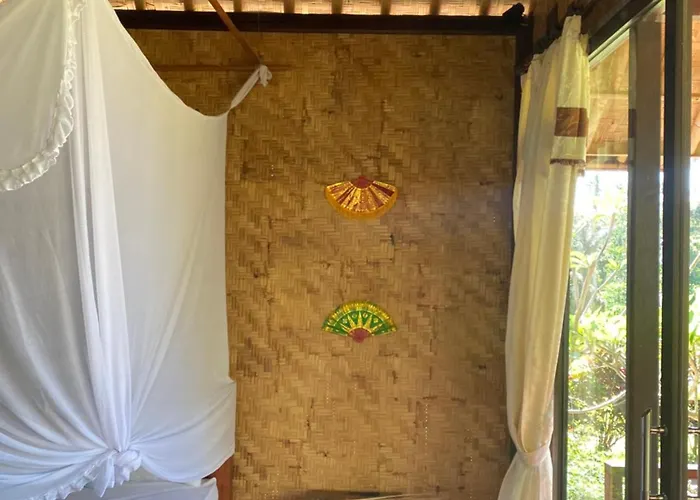 Lodge Punaga *