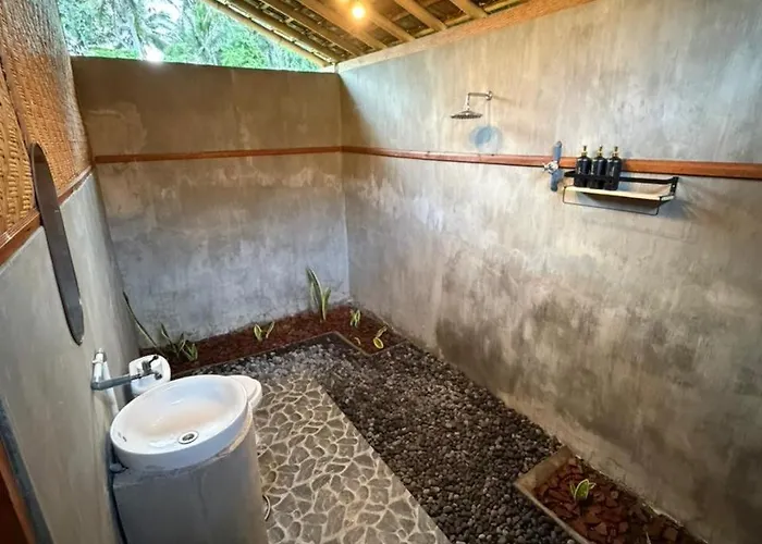 Punaga Lodge Jasri