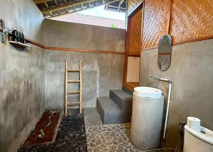 Punaga Lodge
